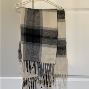 Scarf NWOT